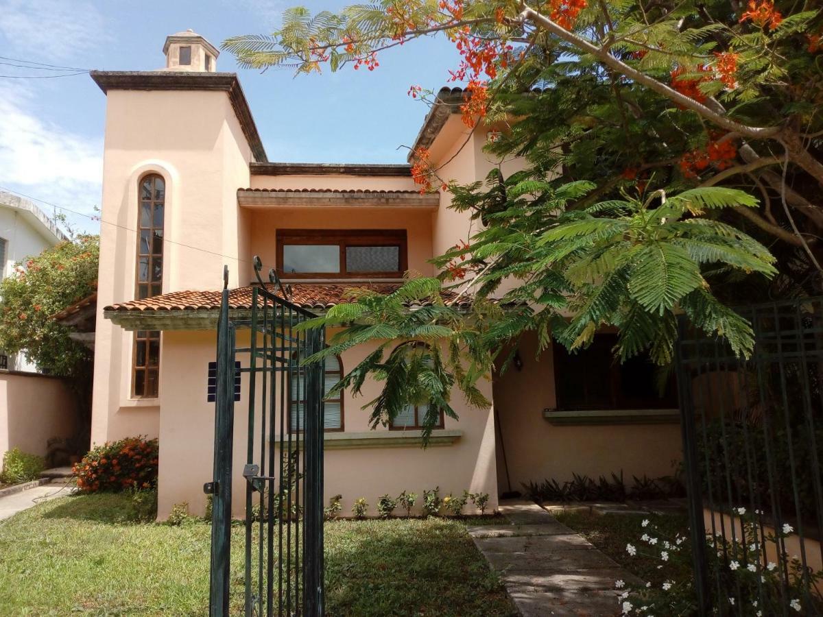 Cielito Lindo Bed & Breakfast Cancun Exterior photo